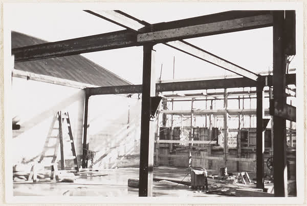 Armagh Street substation construction, 1933