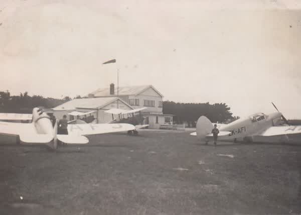 Canterbury Aero Club buildings at Wigram, 1930
