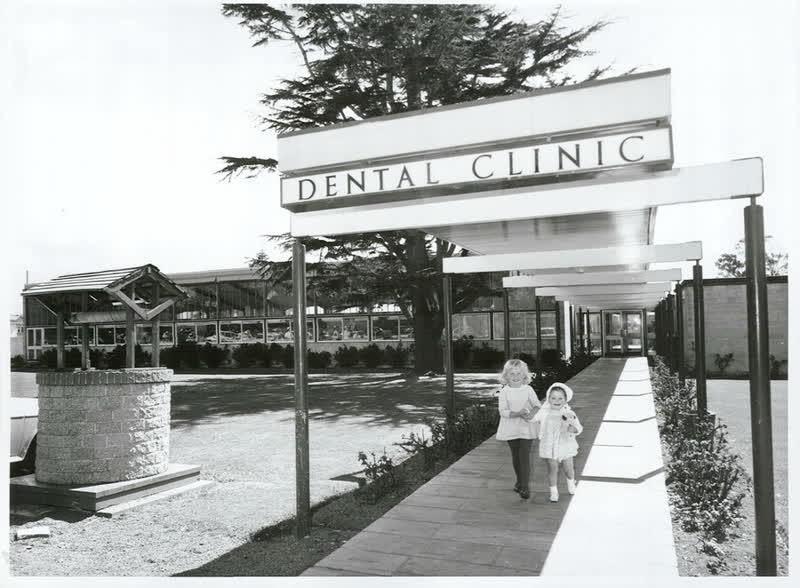 Dentistry - Clinics, 1968