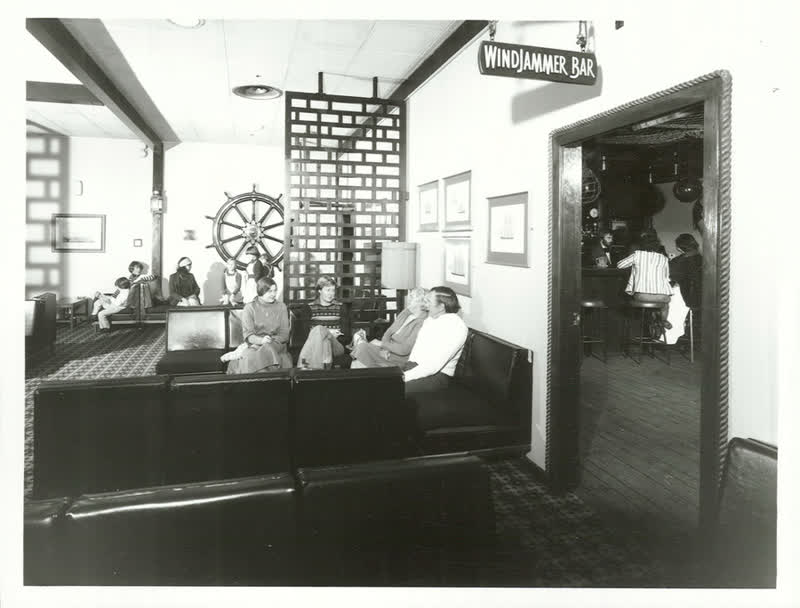 Hotels - South Island, 1977