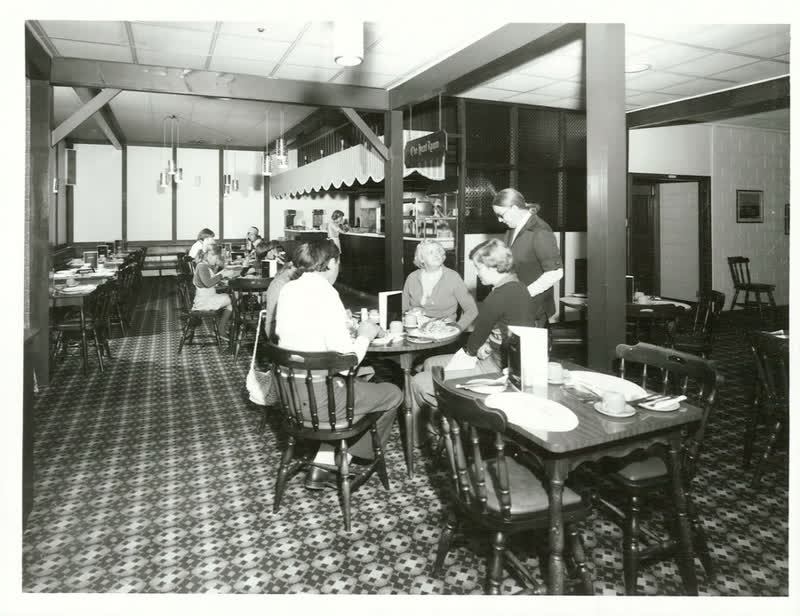 Hotels - South Island, 1977