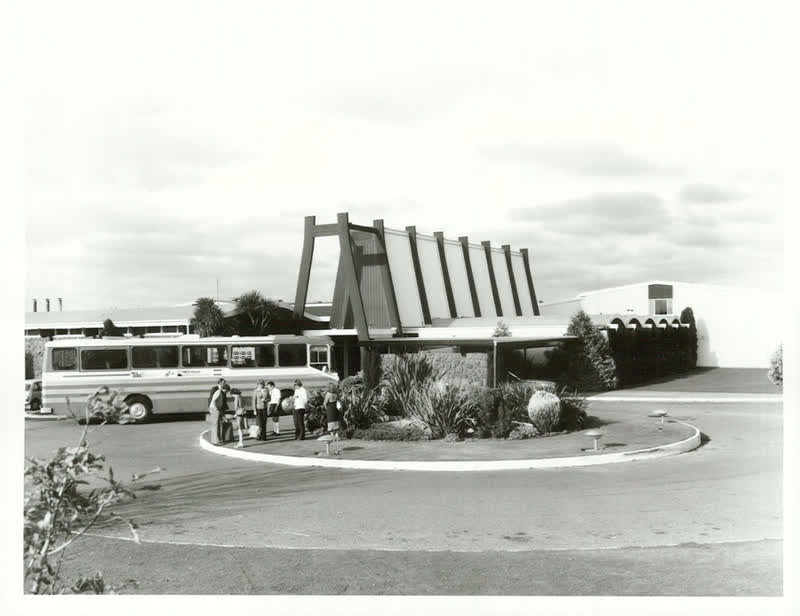 Hotels - South Island, 1977