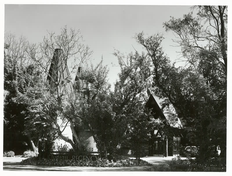 Hotels and Motels, South Island - Christchurch, 1982