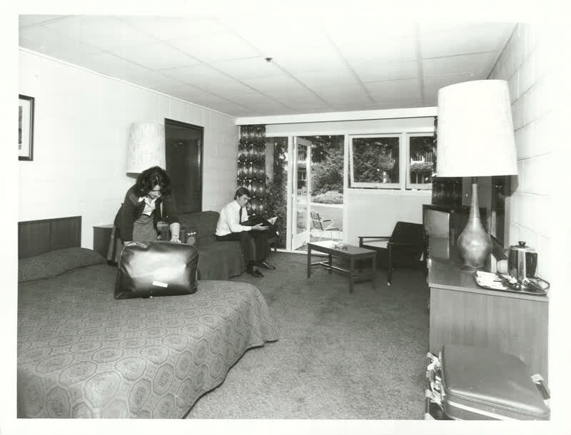 Hotels - South Island, 1977