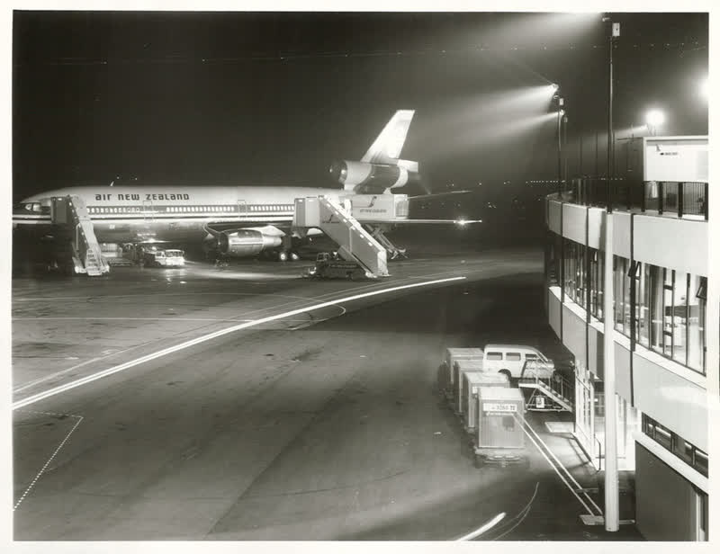 Transport - Air - Aerodromes, 1976