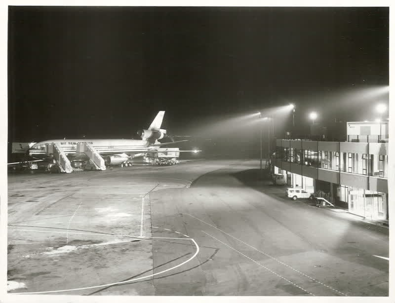 Transport - Air - Aerodromes, 1976