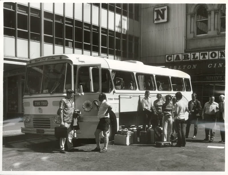 Transport - buses, 1972