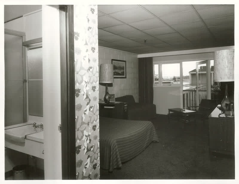 Hotels - South Island, 1976