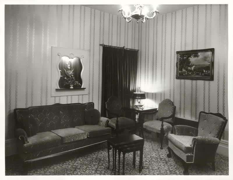 Hotels - South Island, 1976