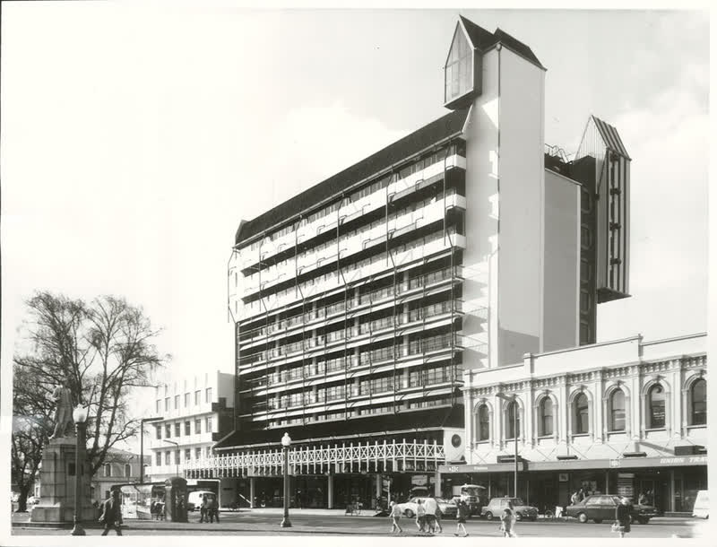 Hotels - South Island, 1974