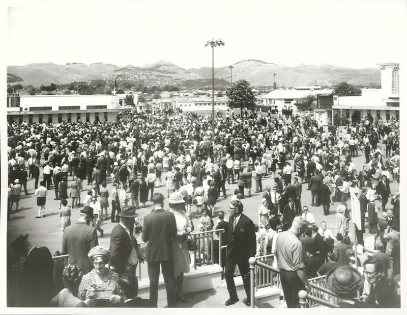 Sports - Horse Racing - Christchurch, 1972