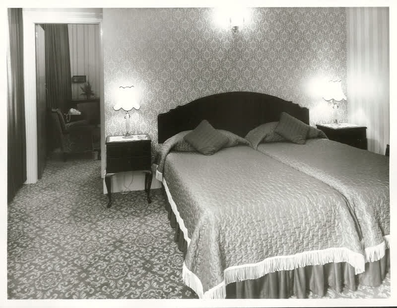Hotels - South Island, 1976