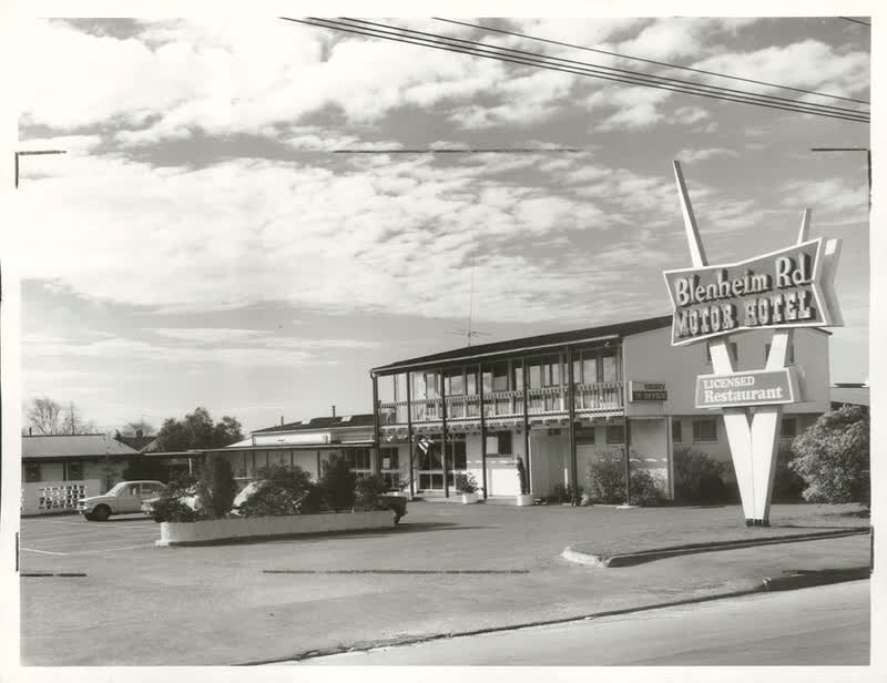 Hotels - South Island, 1976
