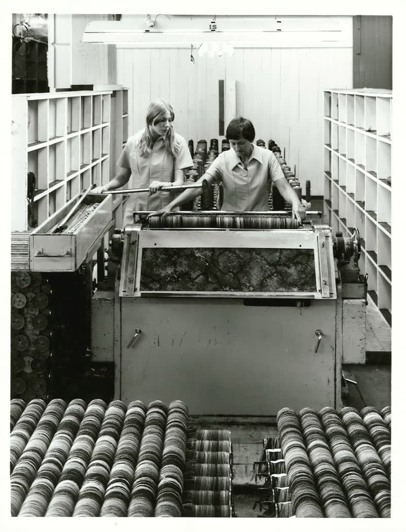 Carpets, 1977