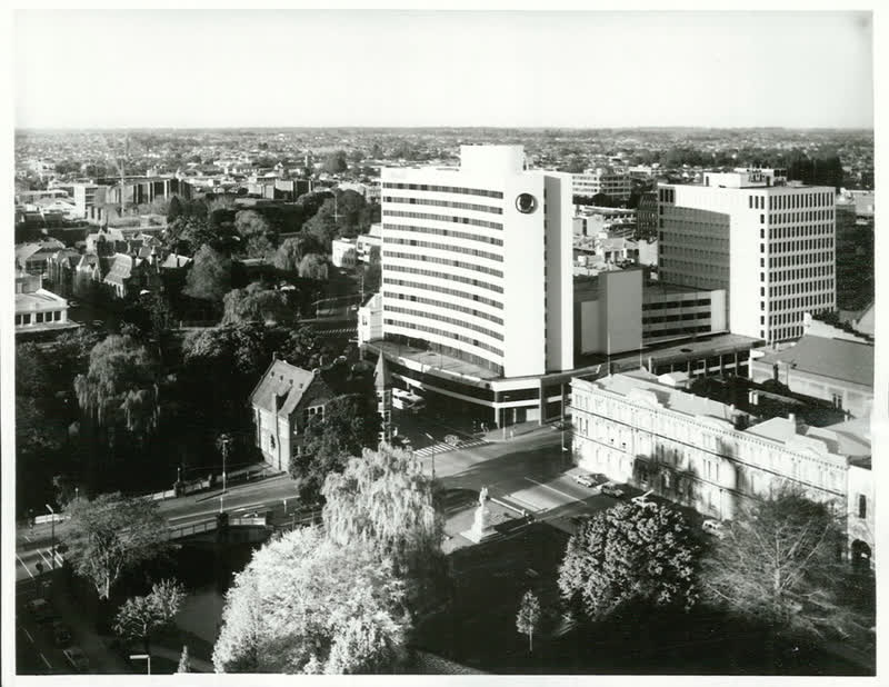 Hotels - South Island, 1976