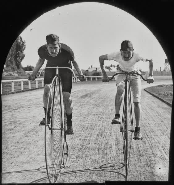 Fred Wood and W. Brown racing at Lancaster Park, 1880
