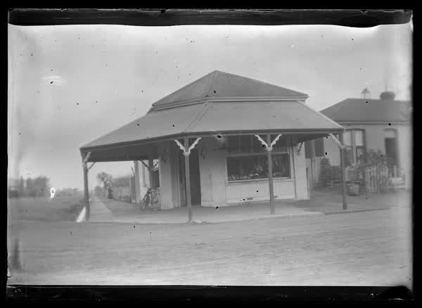 Butchery on corner, 1900