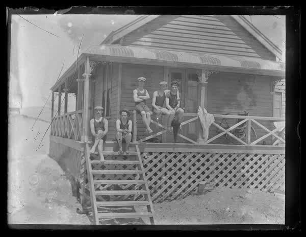 Men on the verandah, 1900