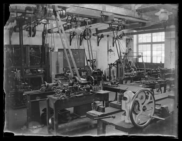 Machinery room, 1900