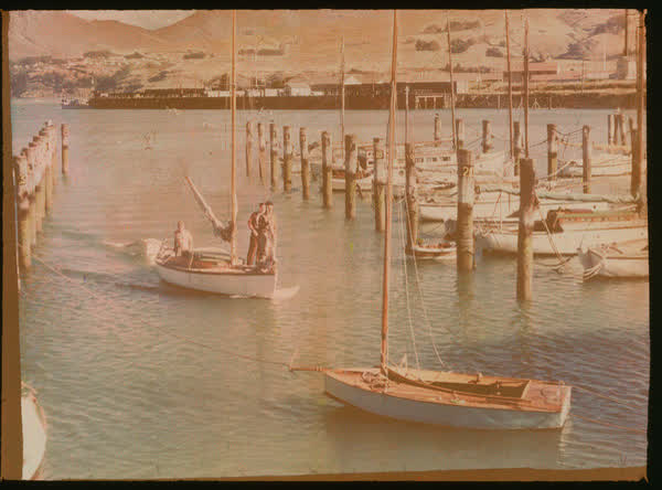 Sailing boat coming into Lyttelton Port, 1950