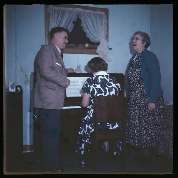 Singers and pianist, 1950