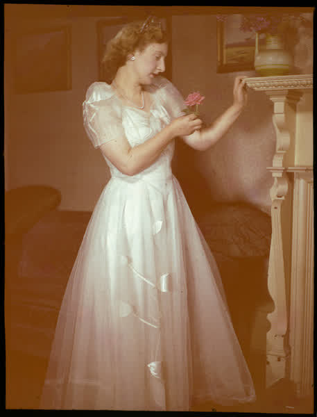 Woman in wedding dress, 1950