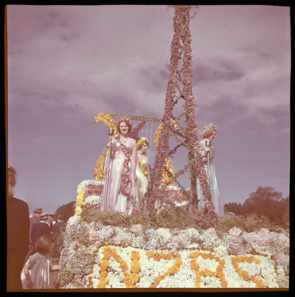 New Zealand Broadcasting Service float, 1951
