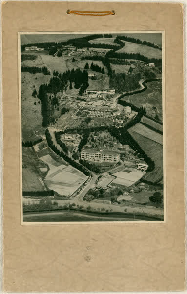Wall hanging with aerial photograph of Cashmere Sanatorium, 1938