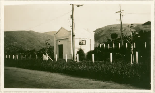 Electricity substation near Cashmere Sanatorium, 1930
