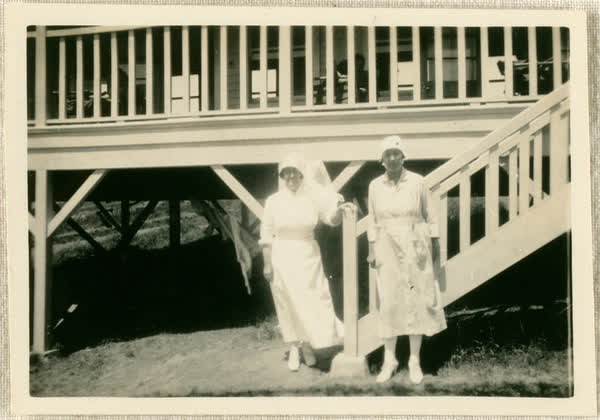 Matron Trumble and nurse in front of Fresh Air Home, 1923