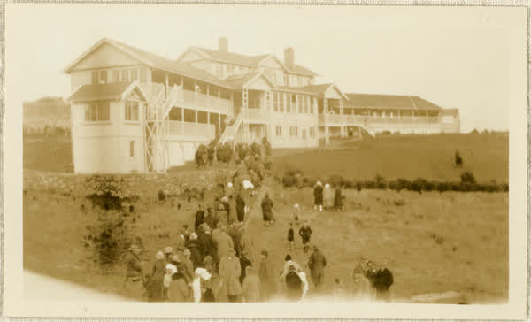 Fresh Air Home and visitors viewed from open-air school, 1926