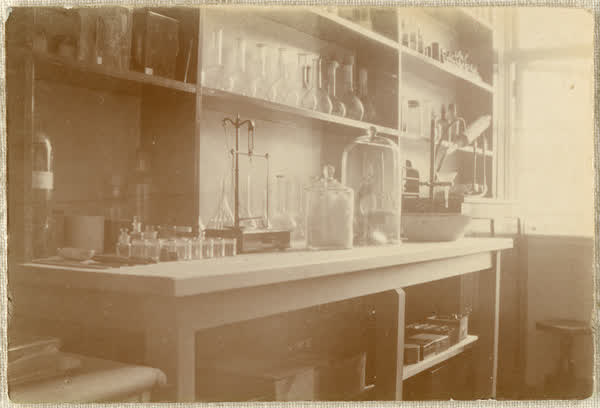 Laboratory in the Middle Sanatorium, 1918
