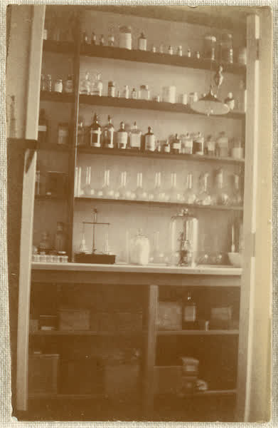 Laboratory in the Middle Sanatorium, 1918
