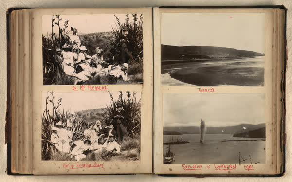 Group at Mount Pleasant, Redcliffs,  Lyttelton explosion, 1900