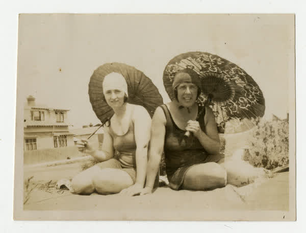 Dora & Cecilia, 1930