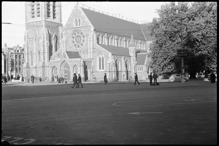 Christchurch Cathedral, 1940