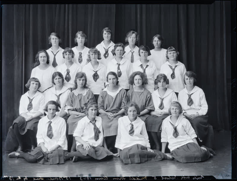 Film Negative: CGHS middle form class 1923, 1923