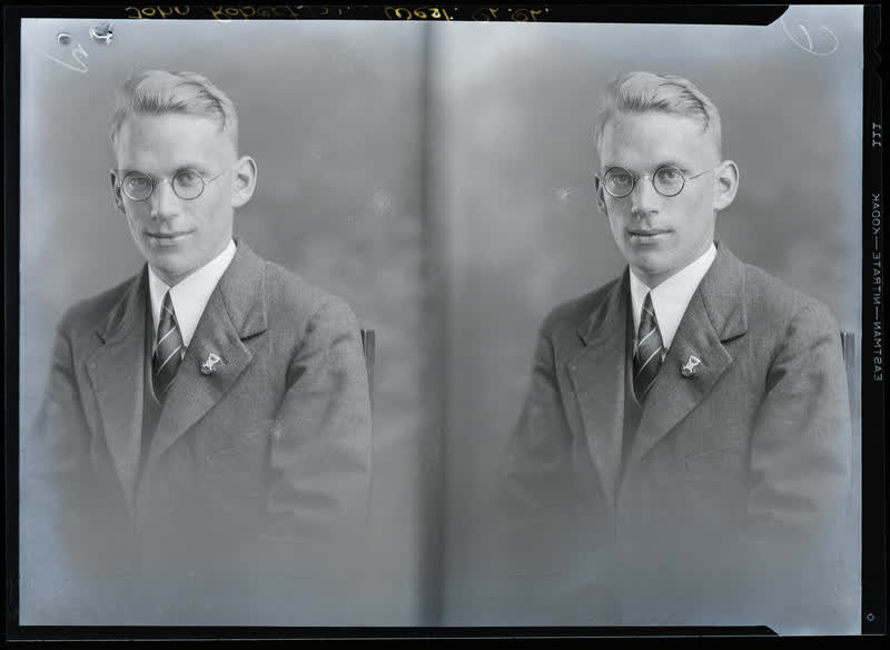 Film Negative: John Robertson (twin negative), 1931
