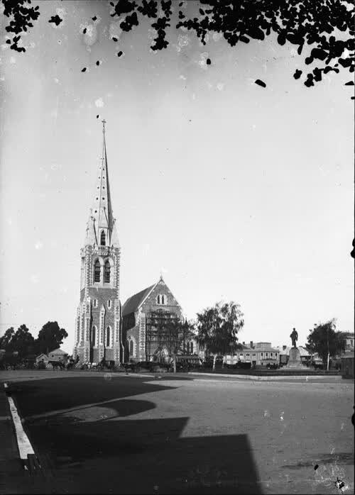 Christchurch Cathedral, The Square, Colombo Street, 1895