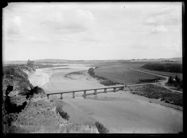 Bridge, 1900