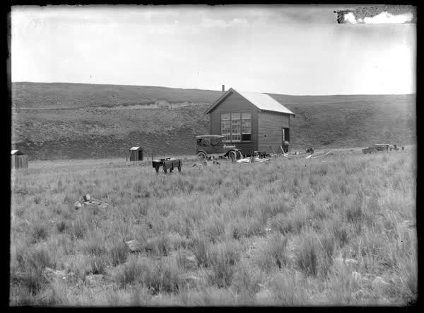 Model T parked outside Charwell Forks school, 1900