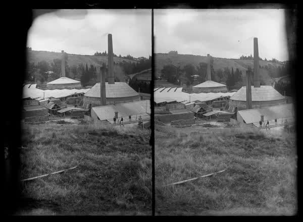 Men at Glenmore Brickworks, 1900