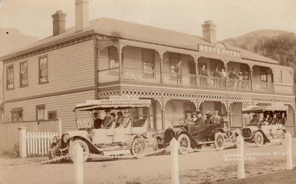 Three cars outside the Bruce Hotel in Akaroa, 1912