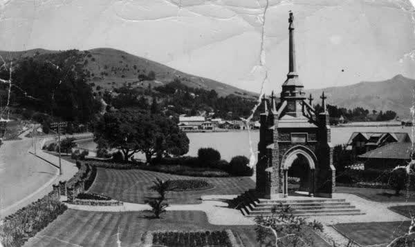Peninsula War Memorial beside Akaroa Harbour, 1926