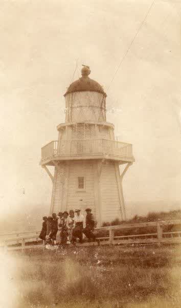 Akaroa Lighthouse, 1910