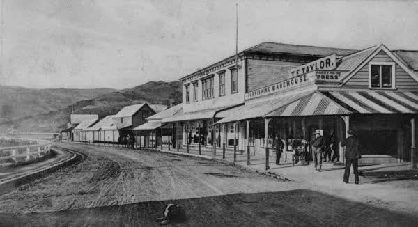T. E. Taylor Merchants, 1904