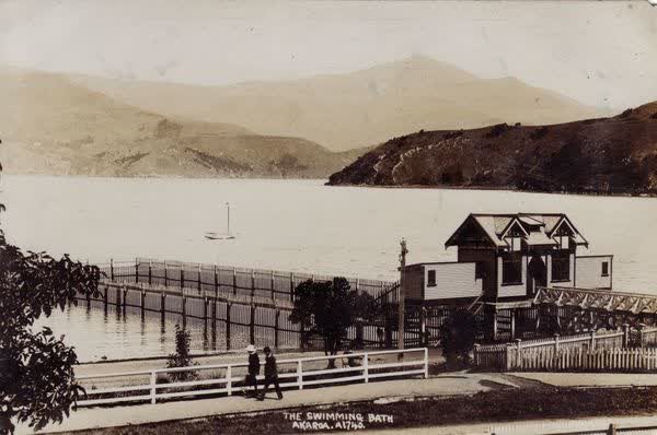 Akaroa sea-bath and bathing sheds, 1910