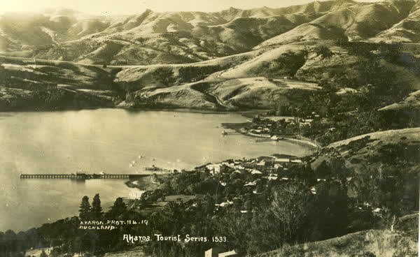Akaroa Harbour looking northJan Shuttleworth collection, 1919