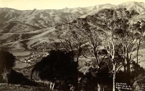 South end of Akaroa from Lighthouse RoadJan Shuttleworth collection, 1911