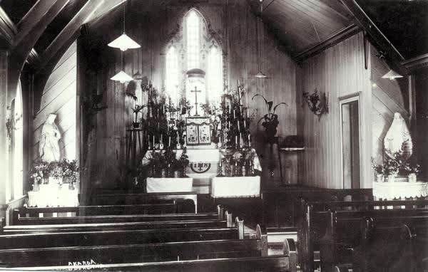Interior of St Patrick’s Catholic Church in AkaroaJan Shuttleworth collection, 1912